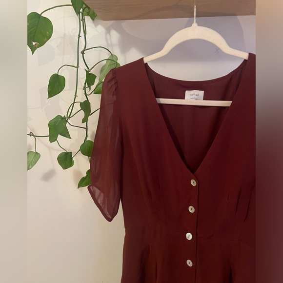 SOLD. Wilfred Button-Front Dress - Picture 4 of 4